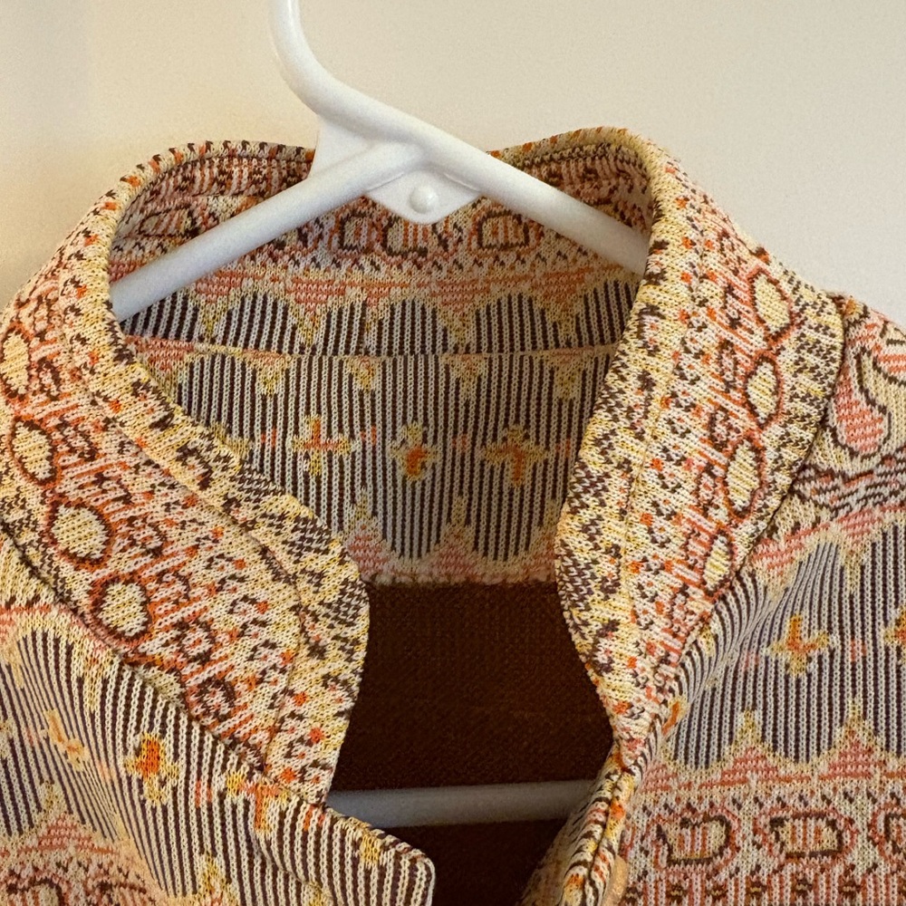 Vintage Patterned Jacket - image 2